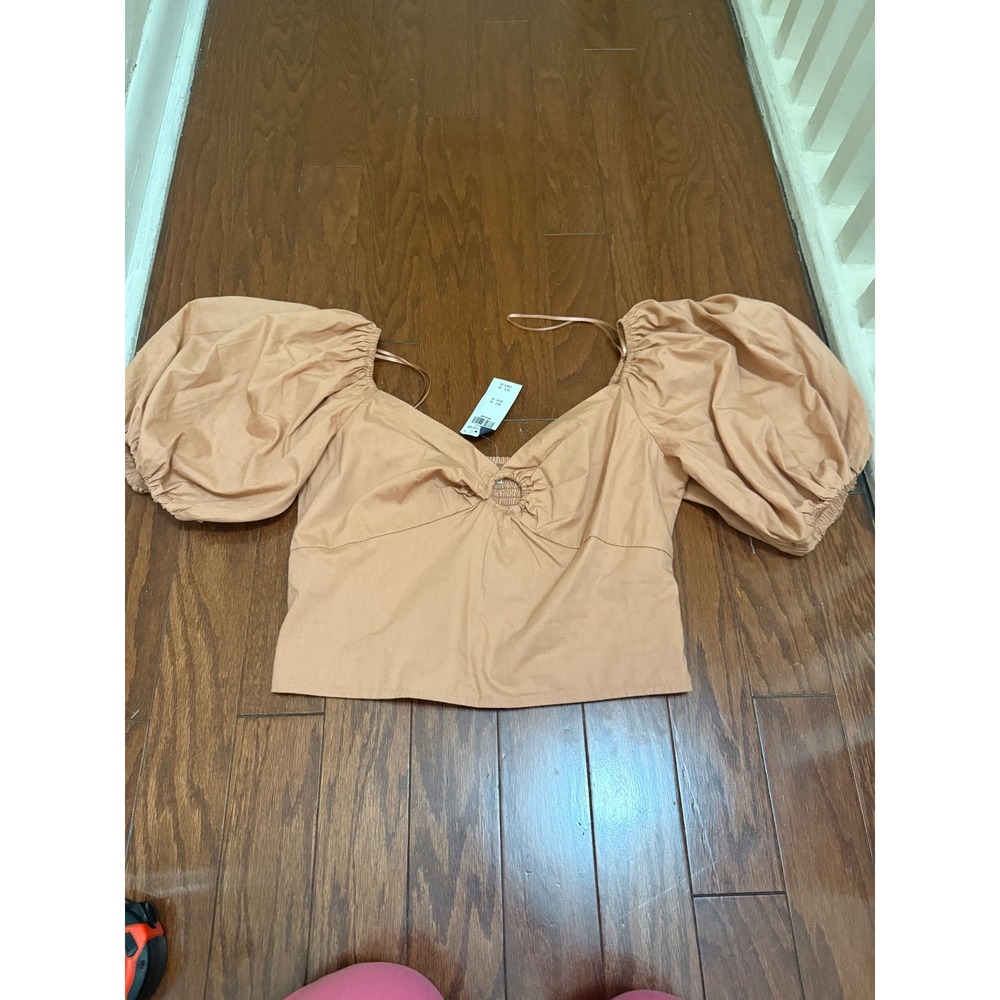 Abercrombie & Fitch Puff Sleeve Ring‎ Detail Smocked Back Top Tan Medium NEW